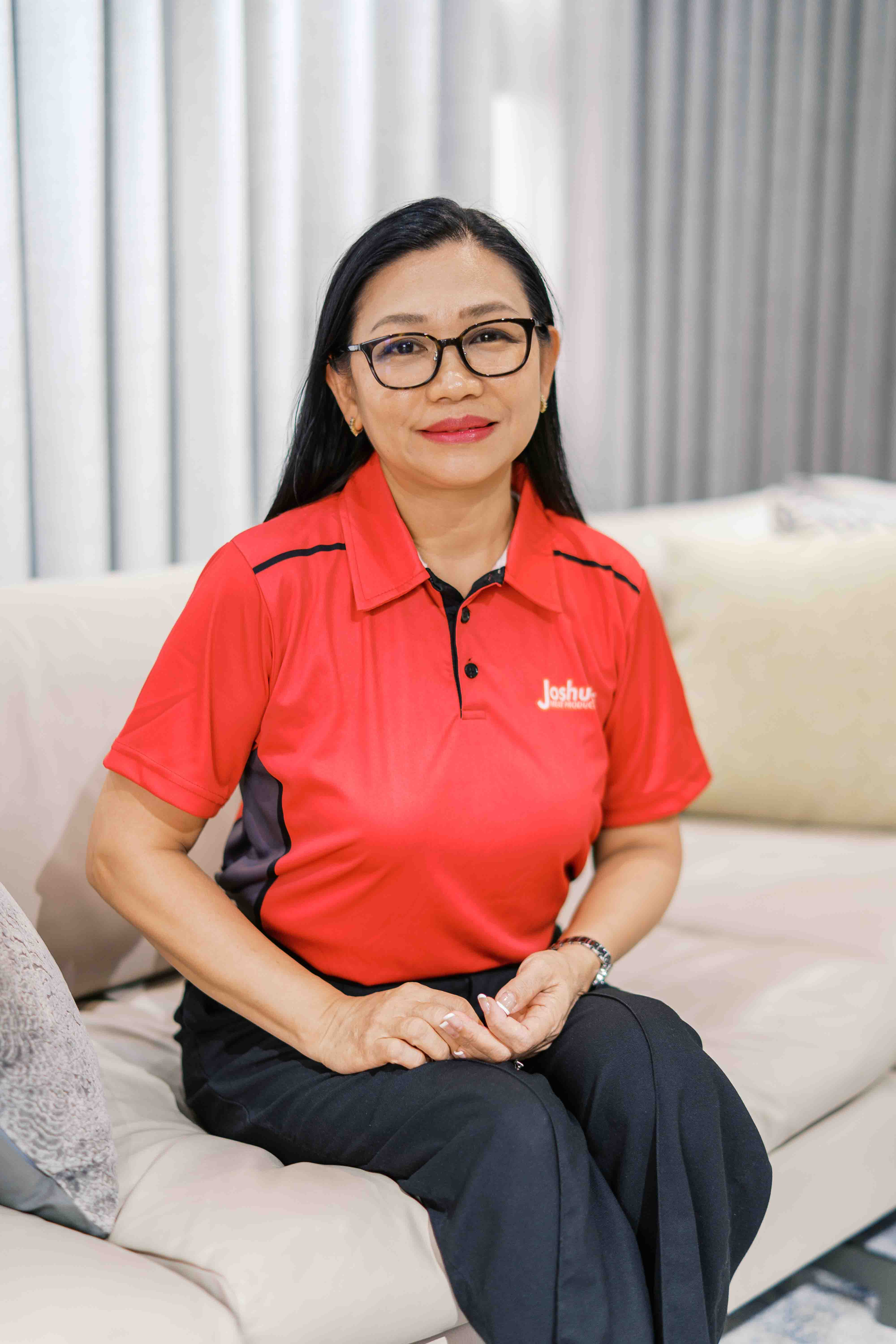 Mrs. Virginia Valencia